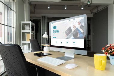 Web sitesi tasarım yazılımı çevrimiçi perakende ticaret ve e-ticaret için model şablonu sağlar