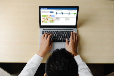 Ürün nakliyesi ve teslimatı için e-ticaret ve mod çevrimiçi iş izleme sistemi