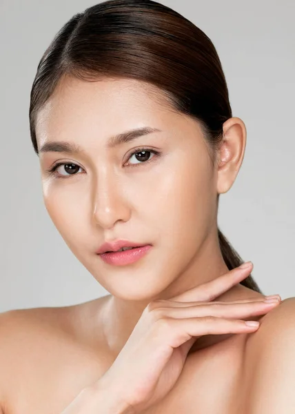 Closeup Ardent Young Woman Healthy Clear Skin Soft Makeup Looking — 图库照片