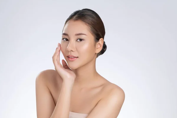 Portrait Gorgeous Young Girl Posing Beauty Gesture Healthy Clear Skin — 图库照片