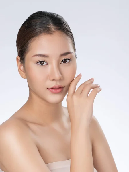 Portrait Gorgeous Young Girl Posing Beauty Gesture Healthy Clear Skin — Stok Foto
