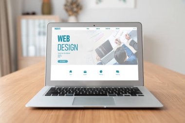 Web sitesi tasarım yazılımı çevrimiçi perakende ticaret ve e-ticaret için model şablonu sağlar