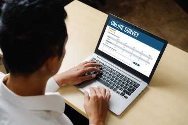 İnternet ağındaki mod dijital bilgi toplama için çevrimiçi anket formu