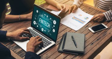 Pazarlama stratejisini analiz etmek için kullanılan Fintech finansal teknoloji yazılımı