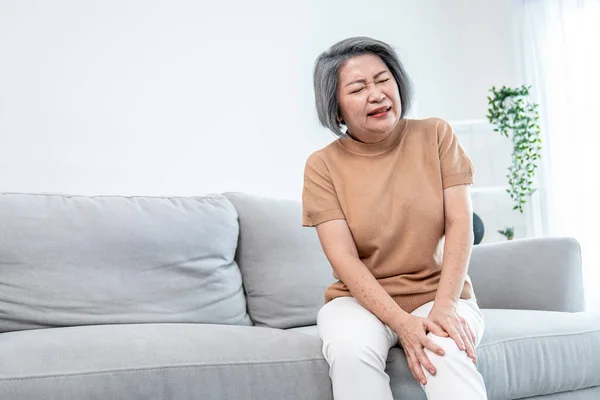 Agonizing Elderly Woman Experiencing Chest Pain Medical Attention Medical Service — Stockfoto