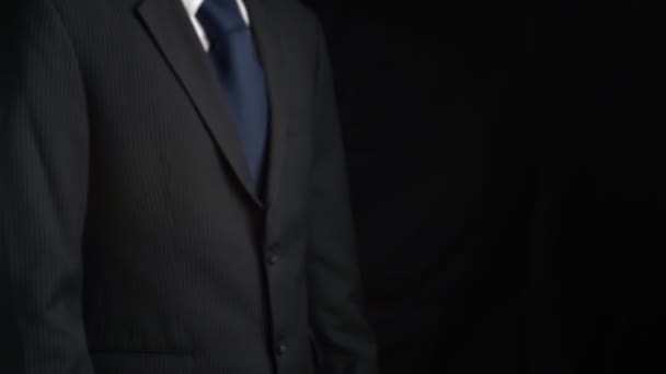 Homme Affaires Montrent Hologramme Technologie Allusive Communication Affaires Mondiale Réalité — Video