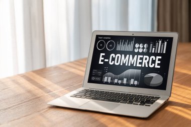 E-ticaret veri yazılımı çevrimiçi perakende şirketine satış analizi için mod gösterge tablosu sağlar