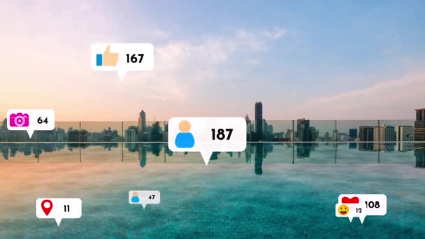 Ícones Mídia Social Sobrevoam Centro Cidade Mostrando Pessoas Conexão Reciprocidade — Vídeo de Stock