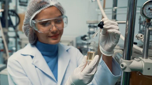 Scientist Test Cbd Hemp Oil Product Curative Cbd Lab Hemp — Foto de Stock