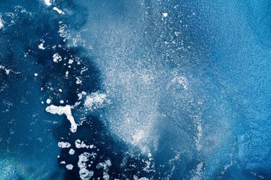 Soyut arkaplan için özgün tablodaki mermer mürekkep soyut sanat. Boyama, ombre alkol mürekkebinin pürüzsüz mermer arkaplan desenini yaratmak için yüksek kaliteli kağıt dokusuna boyanmış. .