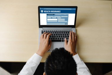 Kolay form doldurma için sağlık sigortası web sitesi mod kayıt sistemi