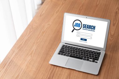 Çalışanların işe alım İnternet ağındaki iş fırsatlarını araması için mod web sitesinde online iş araması