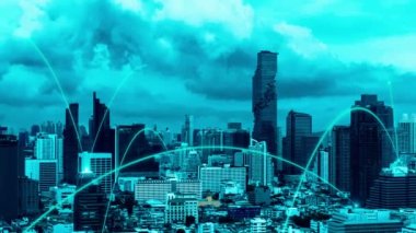 Şehir üzerinde bağlantı ağı karşılıklılığına sahip akıllı dijital şehir. Şehirdeki insanları birbirine bağlayan gelecek akıllı kablosuz dijital şehir ve sosyal medya ağı kavramı .